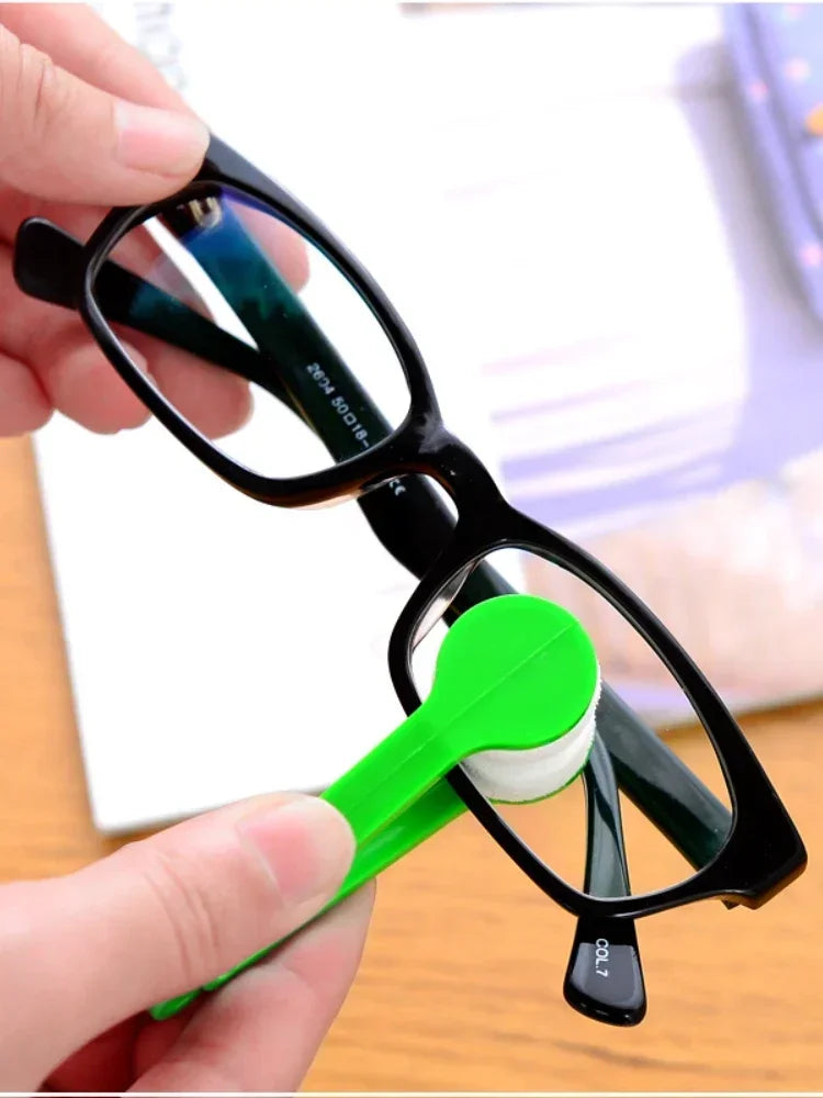 Multi-functional Portable Glasses Wipe Creative Glasses Clean Wipe Superfine Fiber Decontamination Without Trace Dust Brush
