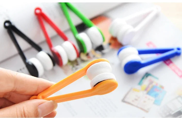 Multi-functional Portable Glasses Wipe Creative Glasses Clean Wipe Superfine Fiber Decontamination Without Trace Dust Brush